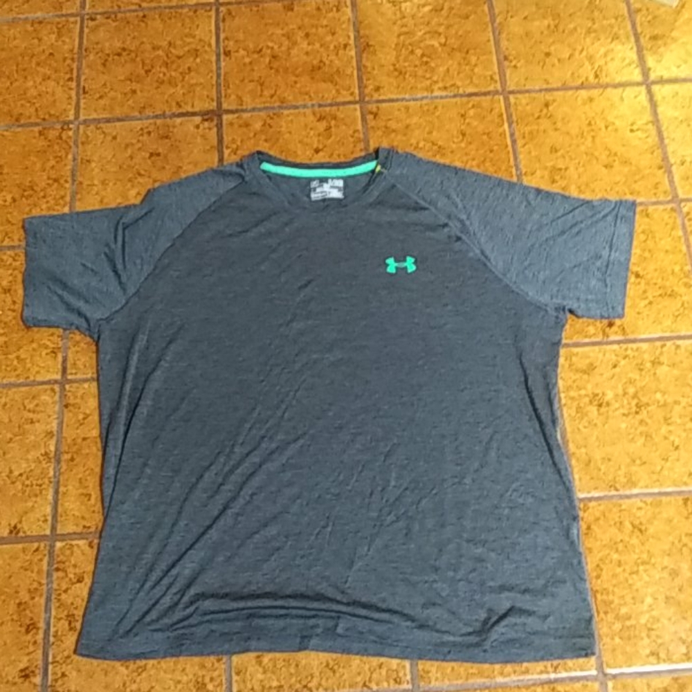 COPY - Under Armour T-shirt